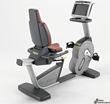 Горизонтальный велотренажер Technogym EXCITE700